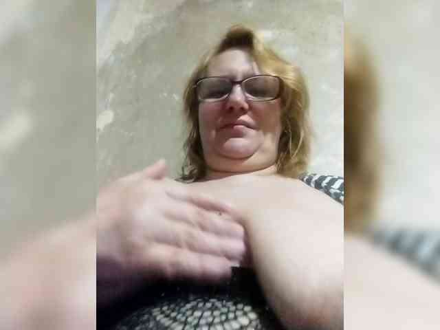 ForestLadyXL webcam