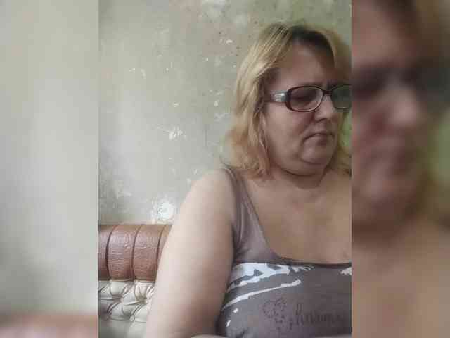 ForestLadyXL webcam