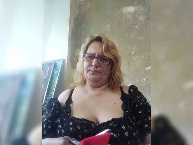 ForestLadyXL webcam