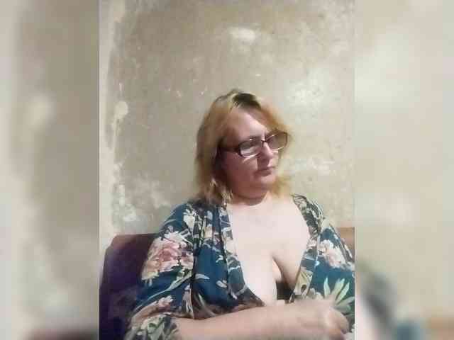 ForestLadyXL webcam