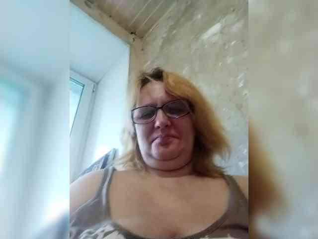 ForestLadyXL webcam