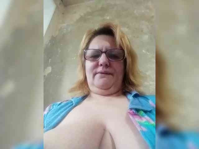 ForestLadyXL webcam