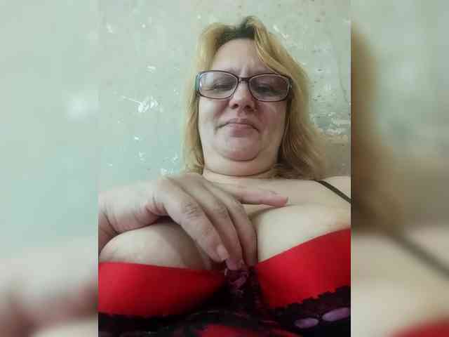 ForestLadyXL webcam