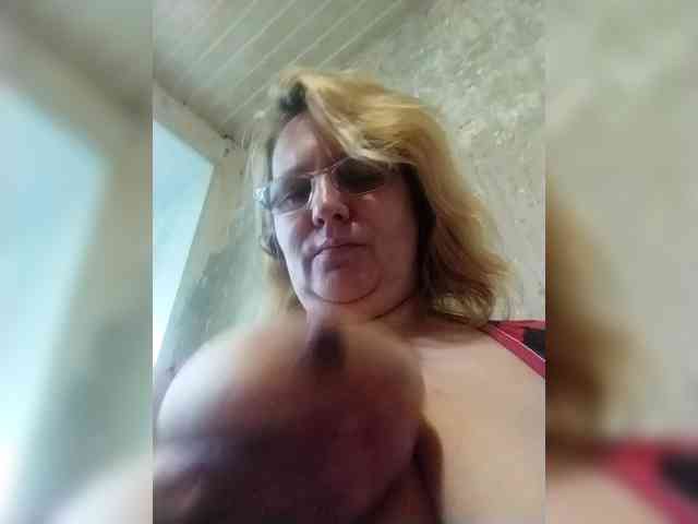 ForestLadyXL webcam