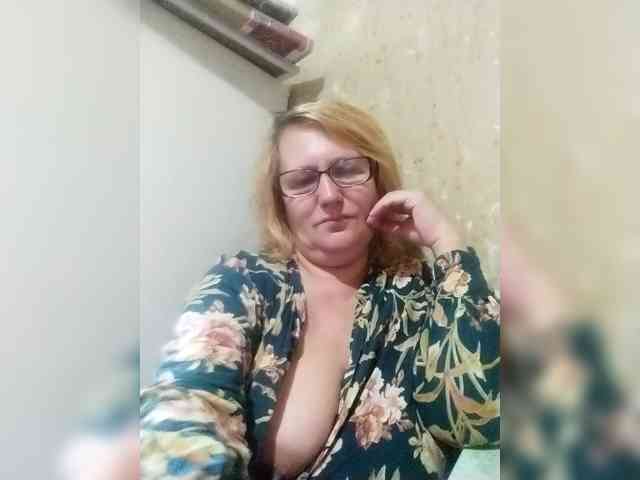 ForestLadyXL webcam