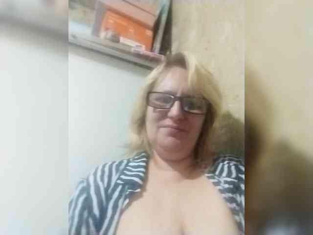 ForestLadyXL webcam