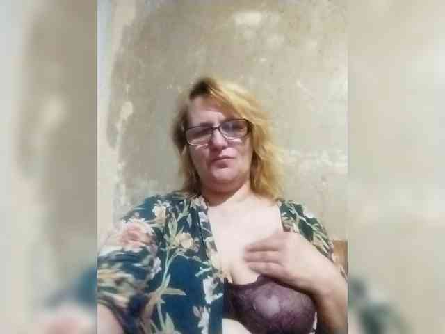 ForestLadyXL webcam