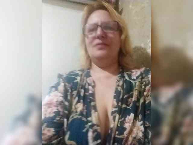 ForestLadyXL webcam