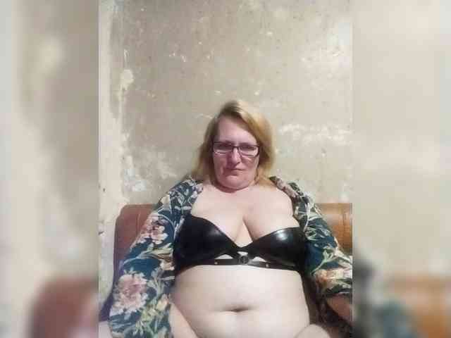 ForestLadyXL webcam