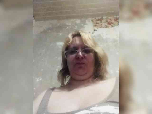 ForestLadyXL webcam
