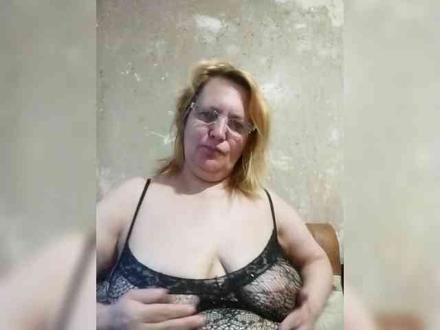 ForestLadyXL webcam