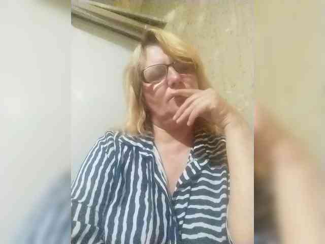 ForestLadyXL webcam
