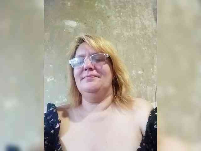 ForestLadyXL webcam