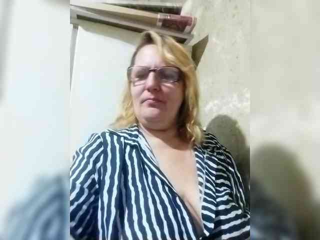 ForestLadyXL webcam