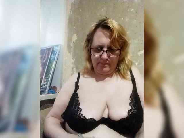 ForestLadyXL webcam