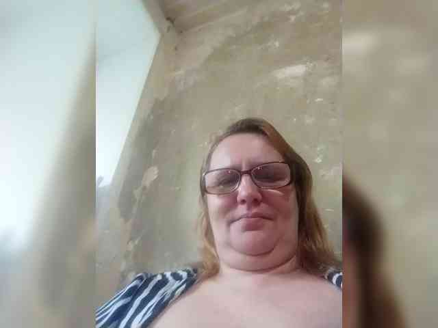 ForestLadyXL webcam