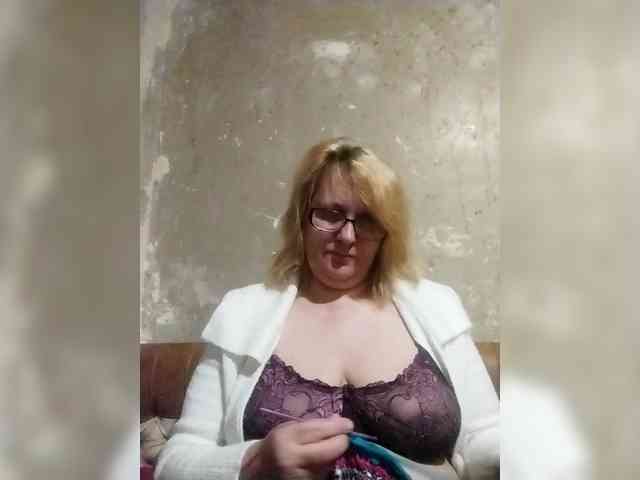 ForestLadyXL webcam