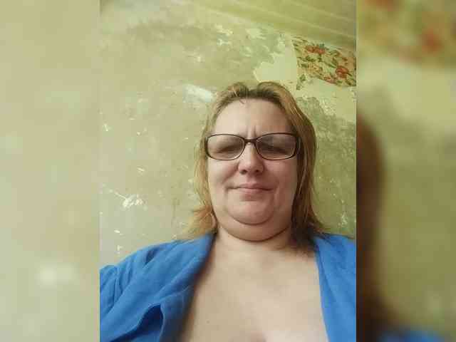 ForestLadyXL webcam