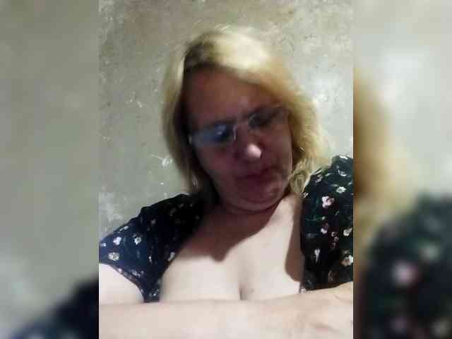 ForestLadyXL webcam