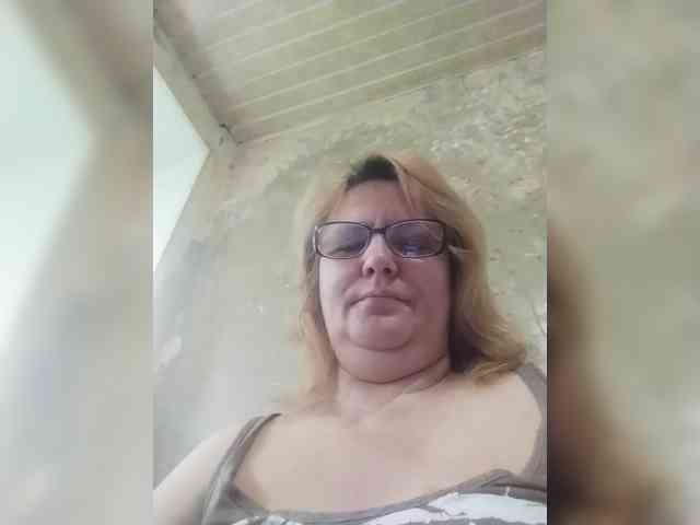 ForestLadyXL webcam