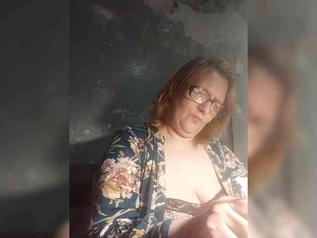 ForestLadyXL webcam