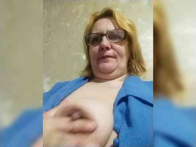 ForestLadyXL webcam