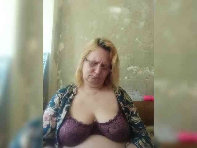 ForestLadyXL webcam