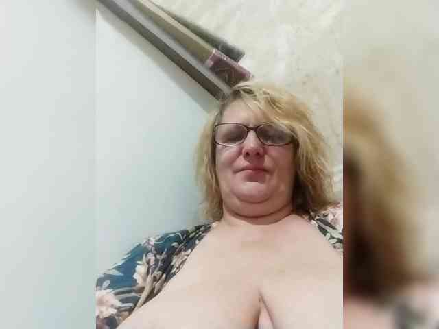 ForestLadyXL webcam