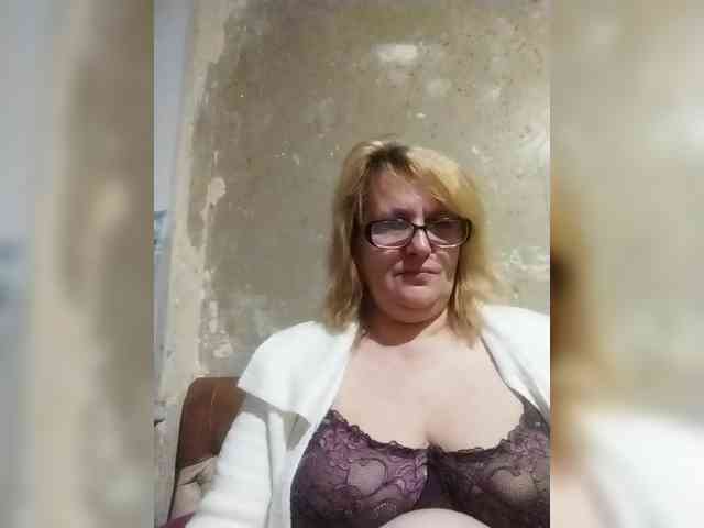ForestLadyXL webcam