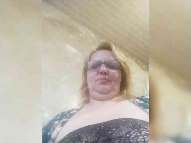 ForestLadyXL webcam