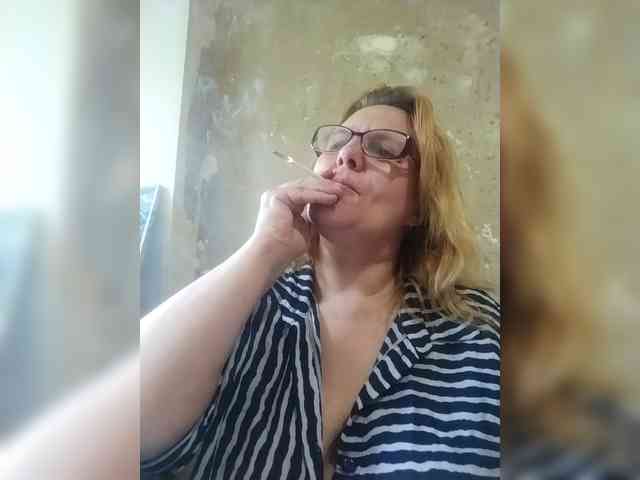 ForestLadyXL webcam