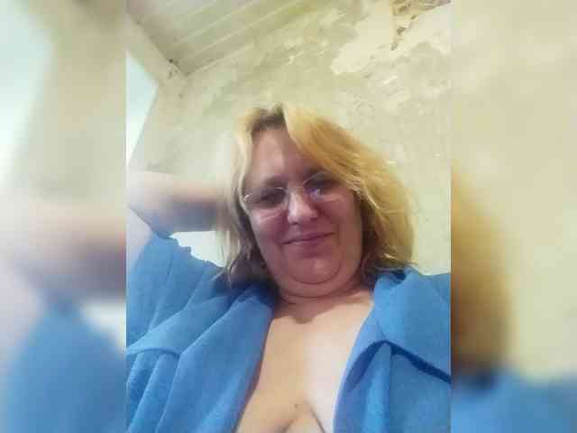 ForestLadyXL webcam