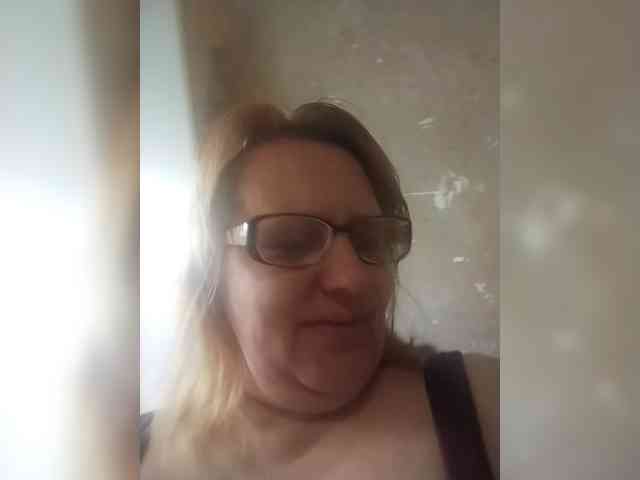 ForestLadyXL webcam