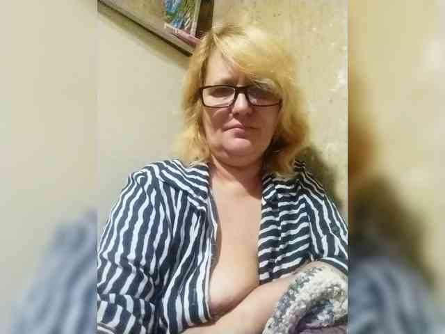 ForestLadyXL webcam