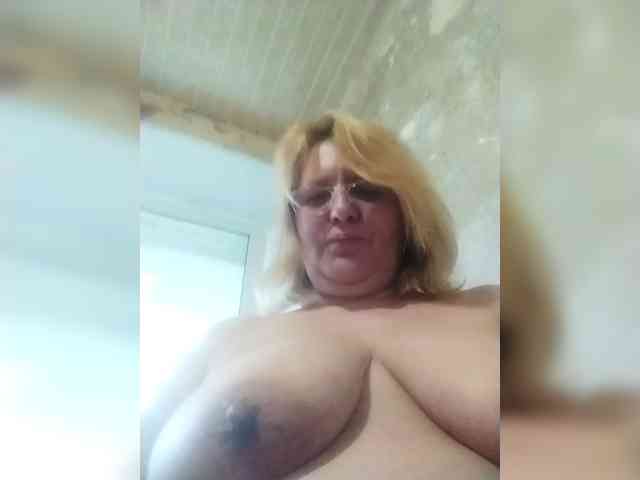 ForestLadyXL webcam