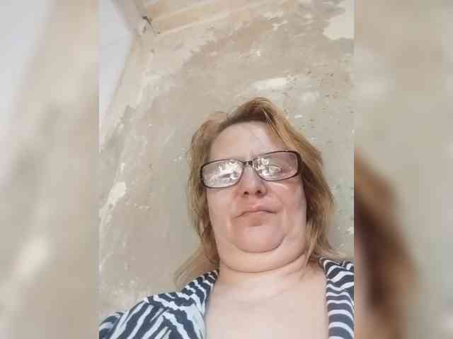 ForestLadyXL webcam