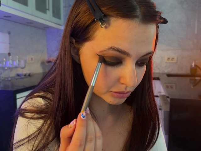 Crystalnova live cam on BongaCams