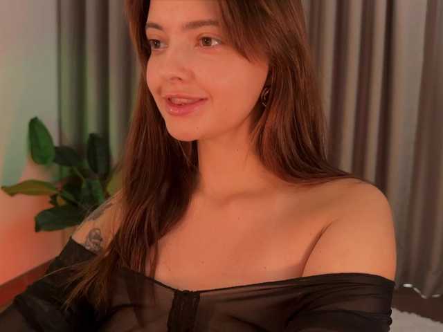Crystalnova live webcam show