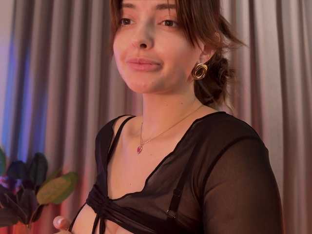 Crystalnova live webcam show