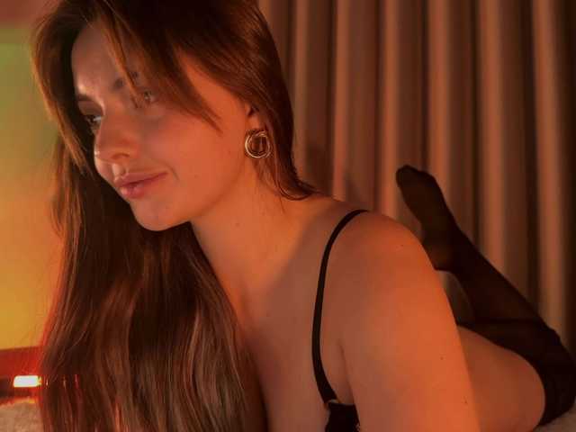Crystalnova live webcam show