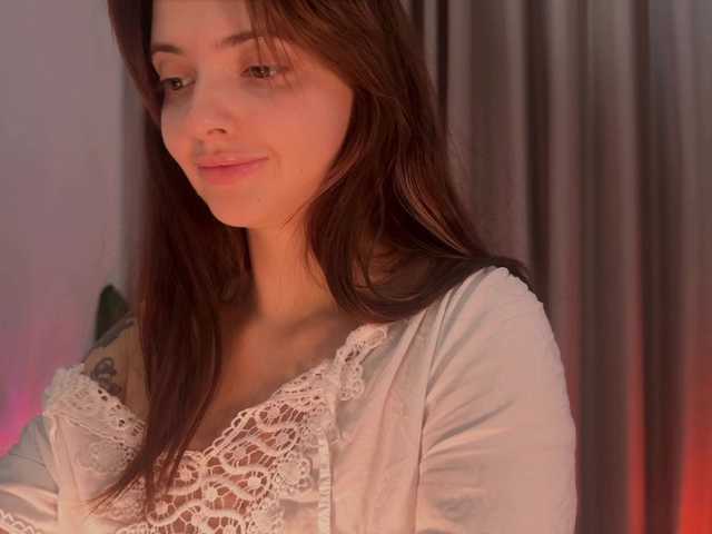 Crystalnova live cam on BongaCams
