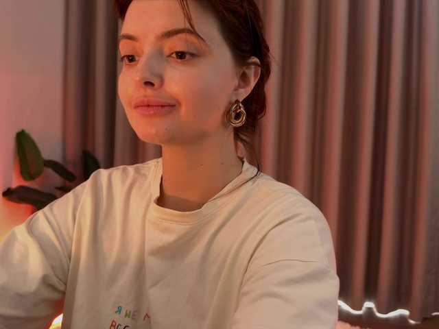 Crystalnova live cam on BongaCams