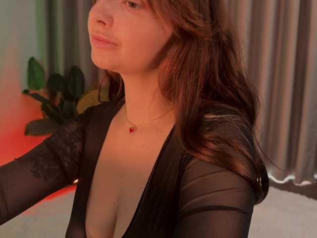 Crystalnova live webcam show