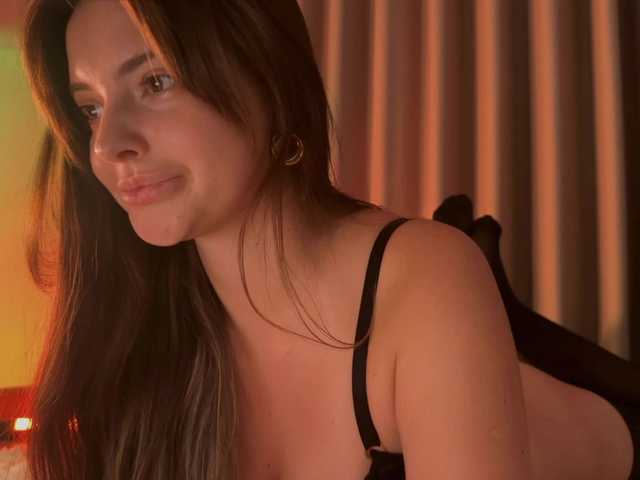 Crystalnova live webcam show