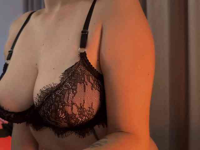 Crystalnova Sex Cam Show