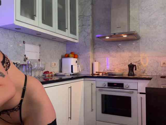 Crystalnova webcam