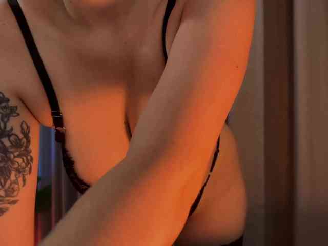 Crystalnova Sex Cam Show