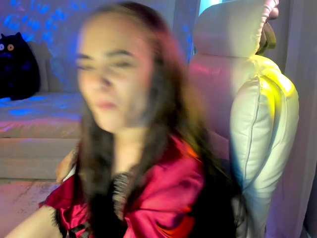 black-dollar cam belle