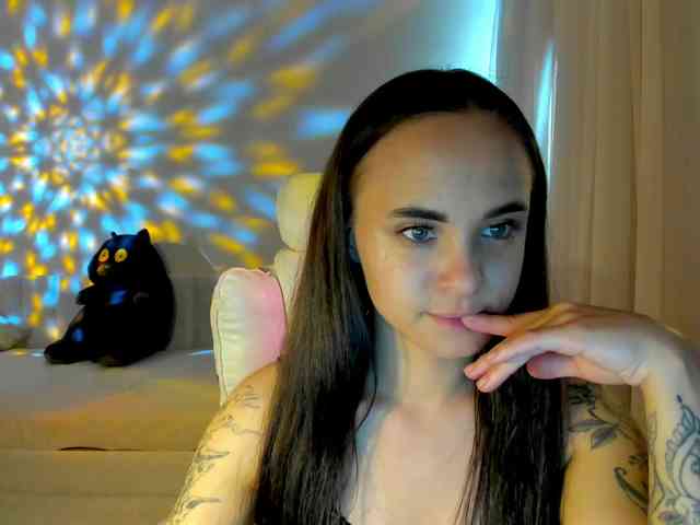 Black-Dollar webcam