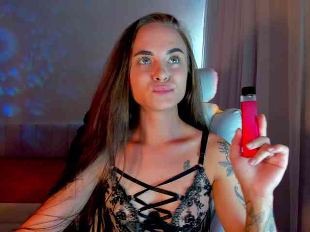 Black-Dollar webcam